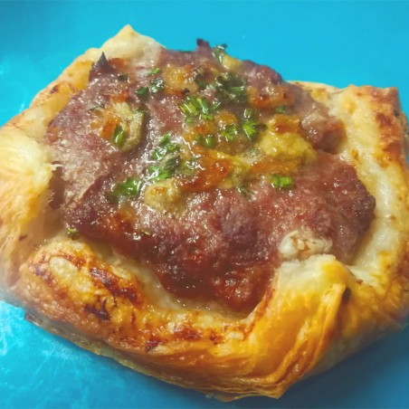 HOJALDRE DE TERNERA Y FOIÉ