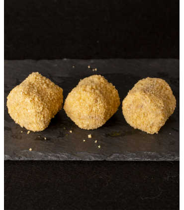 CROQUETA DE QUESO DE CABRA Y CEBOLLA CRUJIENTE